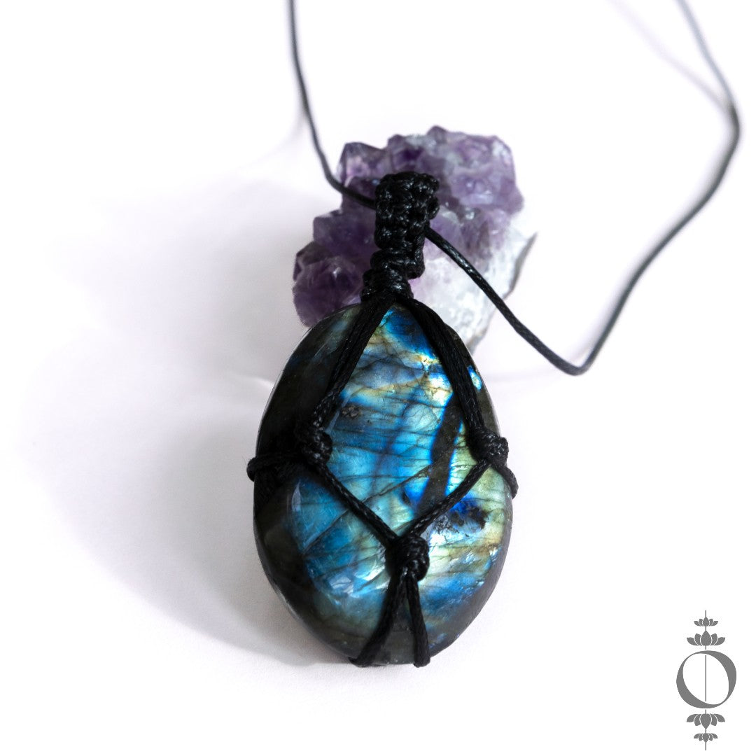 Labradorite | Dragon Heart Necklace