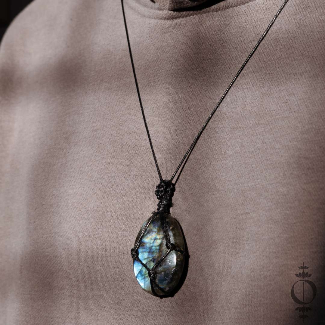 Labradorite | Dragon Heart Necklace